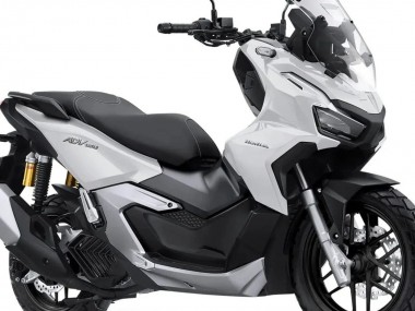 2022-2024 Honda ADV160 Motorcycle Fairings - White Black Canada