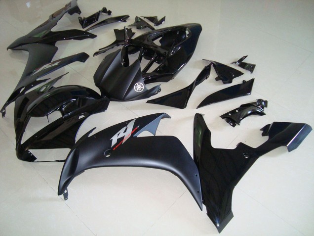 Glossy Black 2004-2006 Yamaha YZF R1 Motorcycle Fairings