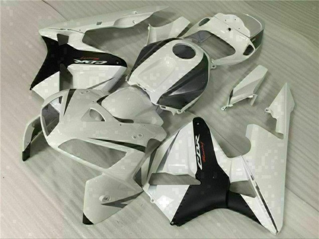 White 2005-2006 Honda CBR600RR Motorcycle Fairing & Bodywork White 2005-2006 Honda CBR600RR Motorcycle Fairing & Bodywork
